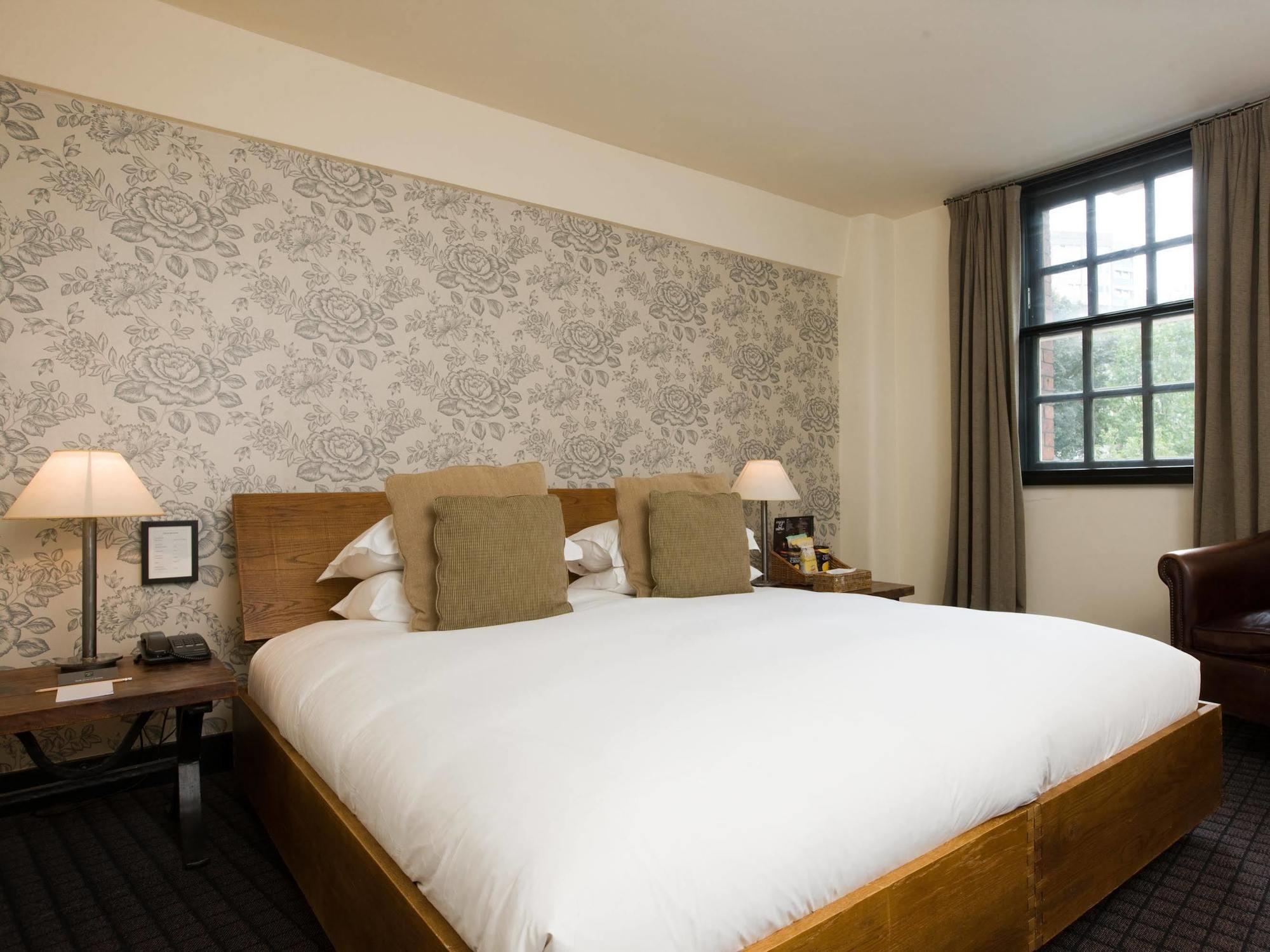 Du Vin 4* Bristol